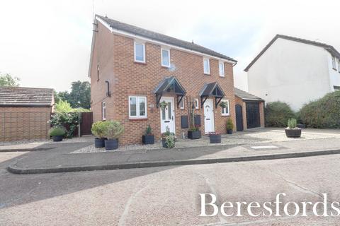 11 Greding Walk, Hutton, Brentwood, CM13 2UF
