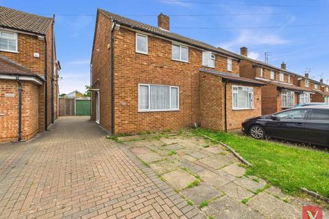 2 bedroom semi-detached house for sale, Chesford Road, Luton LU2