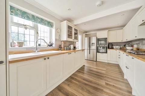 40 Binscombe Crescent, Godalming, GU7 3RB