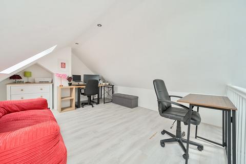 40 Binscombe Crescent, Godalming, GU7 3RB