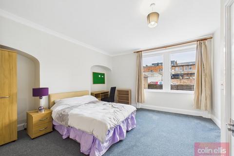 undefined, Queen Street, Scarborough