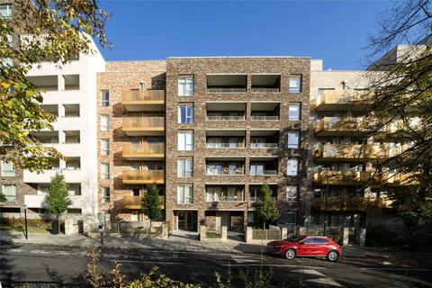 6, Wilde House Avenue Road, London, W3 8YR