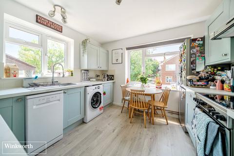 undefined, June Drive, Basingstoke, Hampshire, RG23