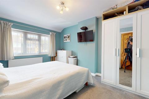23 Coleridge Close, Bletchley, Milton Keynes, MK3 5AF