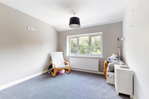 23 Coleridge Close, Bletchley, Milton Keynes, MK3 5AF