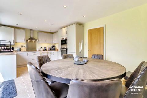 4 bedroom detached house for sale, Castle Road, Walsall WS9