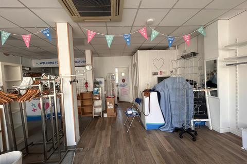 Retail property (high street) to rent, 8 Longridge Ave Saltdean BN2 8LH