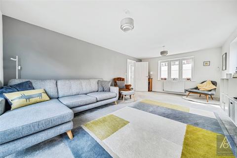 7 Becketts Lane, Steeple Claydon, Buckingham, MK18 2GQ