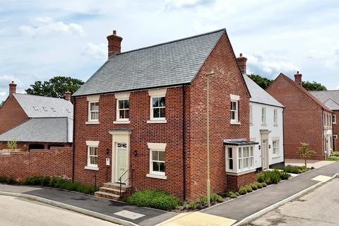 3 bedroom semi-detached house for sale, Mountbatten Park, North Baddesley, Southampton, Hampshire, SO52