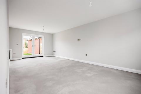 4 bedroom semi-detached house for sale, Mountbatten Park, North Baddesley, Southampton, Hampshire, SO52