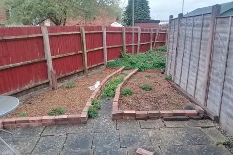 2 bedroom terraced house for sale, Millbrook Street, Gloucester GL1