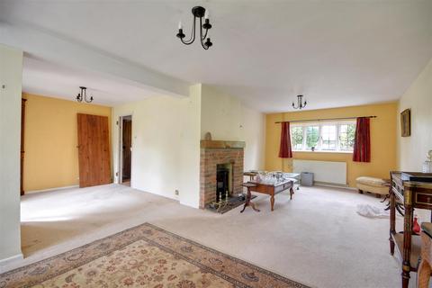 3 bedroom semi-detached house for sale, Northiam Road, Northiam
