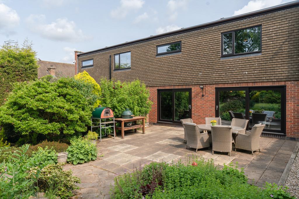 290336 - 512a Bradgate Road Leicester High Res-13.jpg