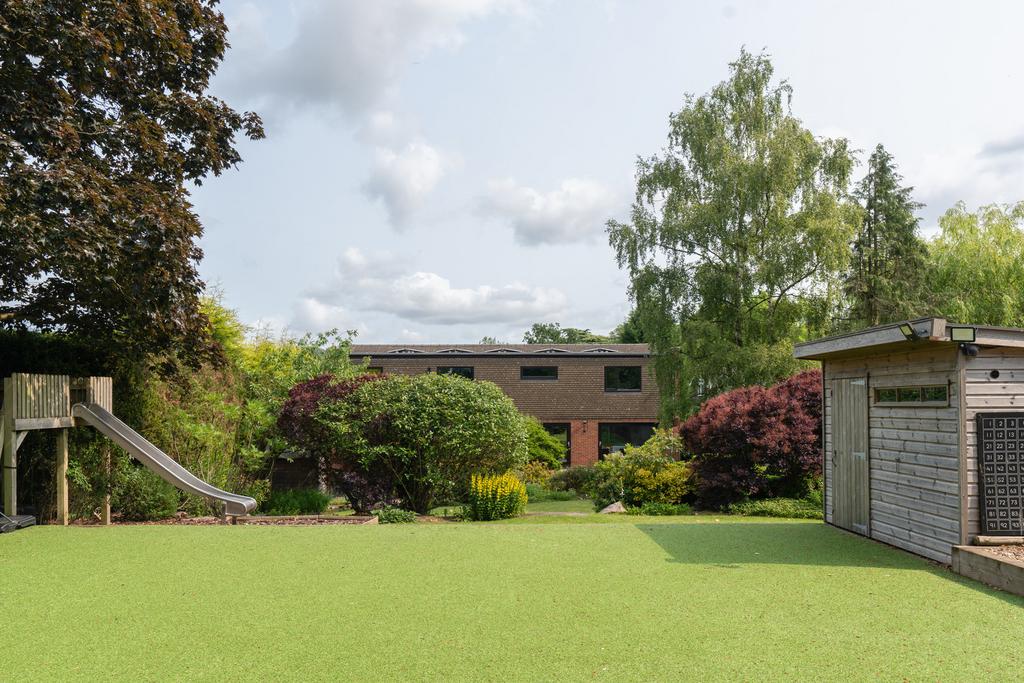 290333 - 512a Bradgate Road Leicester High Res-10.jpg