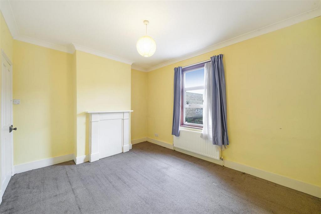 35 Rucklidge Avenue - 3mb Reg Fm9 CRe Vc Vo DKEb.jpg