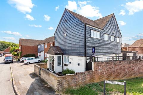 4 bedroom end of terrace house for sale, Turners Close, Ongar, Essex, CM5