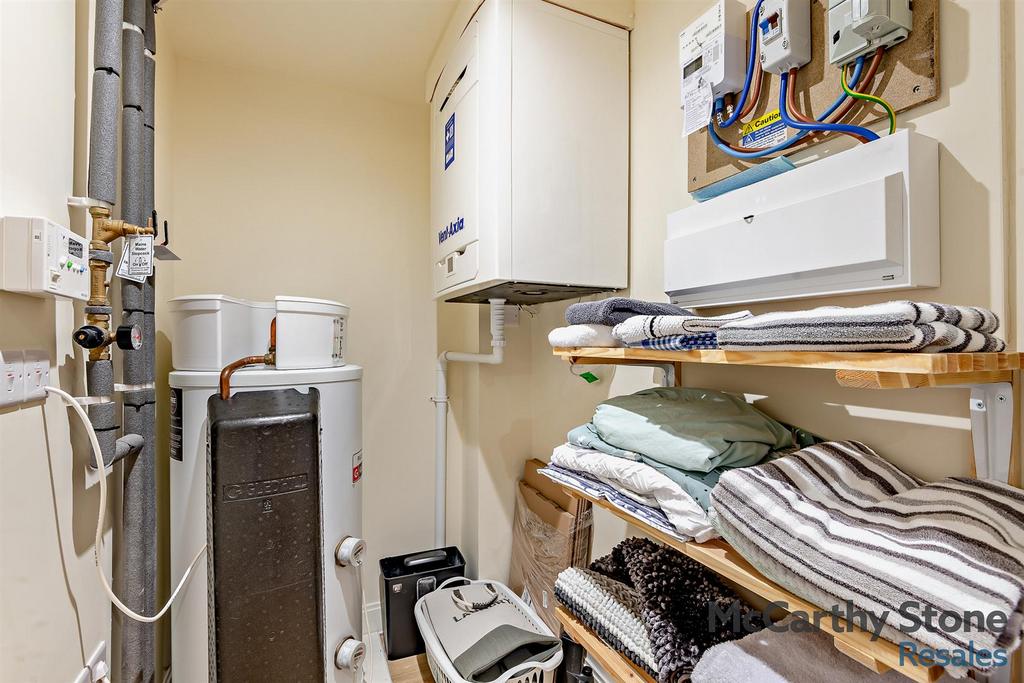 8651871-interior01-800.jpg