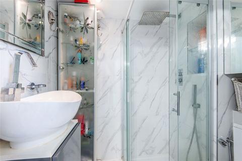 2 bedroom flat to rent, Gloucester Road, London SW7