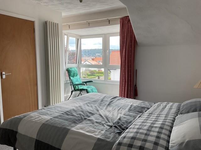 Flat 6 West Mains Court - Main Bedroom 2.jpg