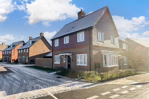 3 bedroom semi-detached house for sale, Oriel Road, Horsham, West Sussex