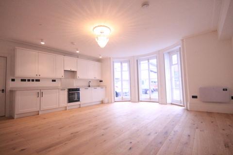 Studio to rent, No Deposit Option, Shenfield Road, Brentwood, CM15