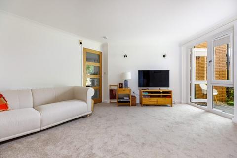 undefined, Homeshaw House, Broomhill Gardens, Newton Mearns