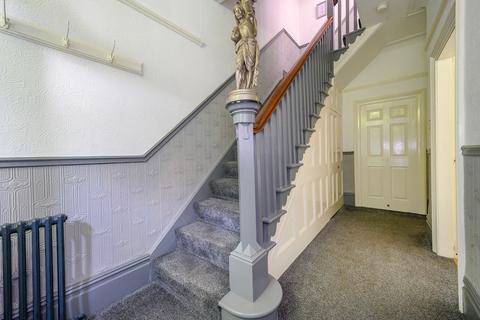 undefined, High Street, Leeds, LS27