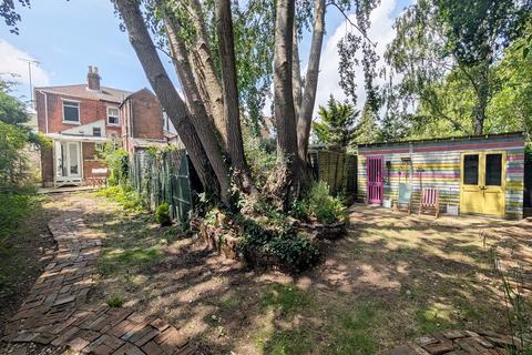 16 Cedar Road, Portswood, Southampton, SO14 6HL