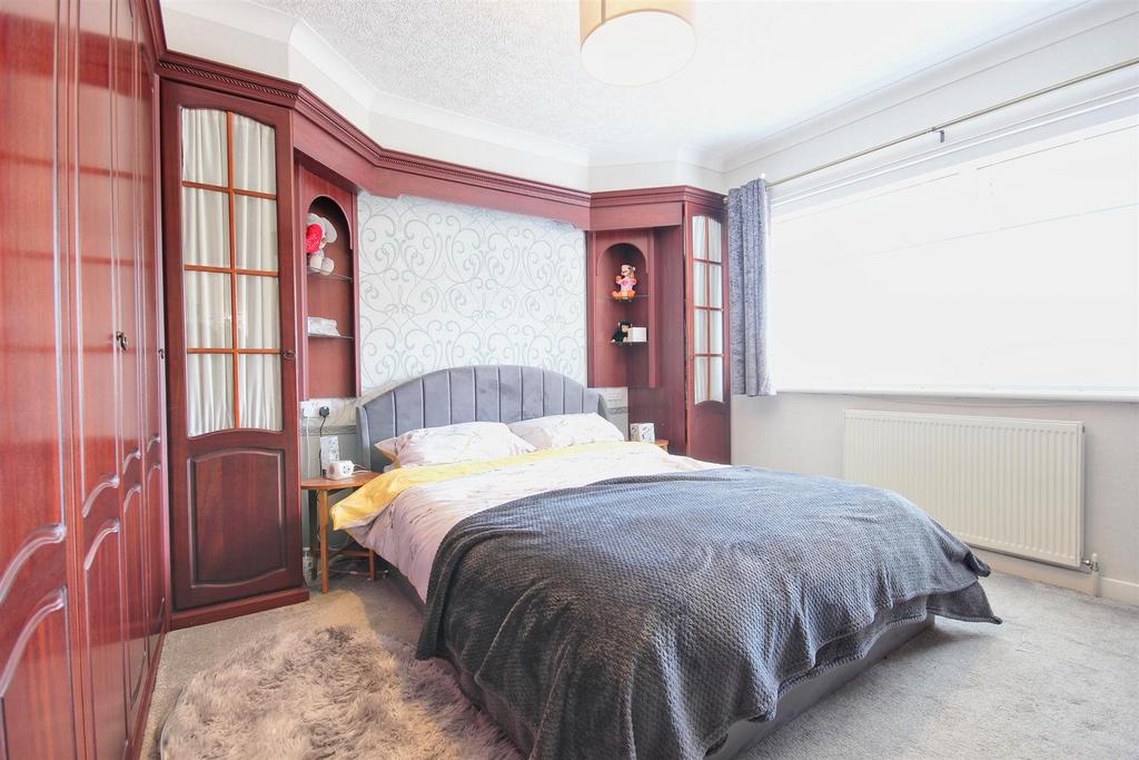 Bedroom 1 (front)
