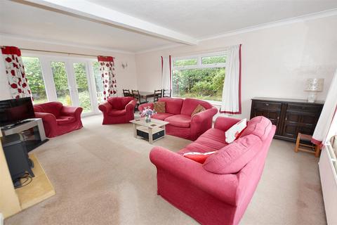 4 bedroom detached house for sale, Abbey Close, Sheringham
