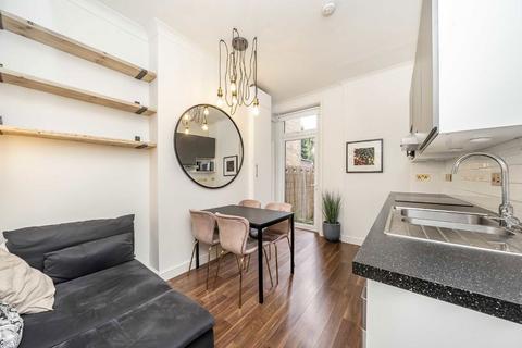 Flat 1, 2 Salisbury Road, Stroud Green, London, N4 1JZ