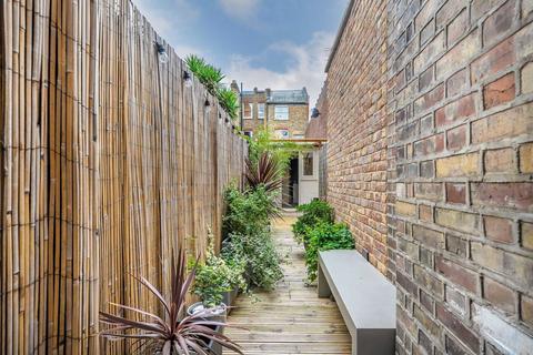 Flat 1, 2 Salisbury Road, Stroud Green, London, N4 1JZ