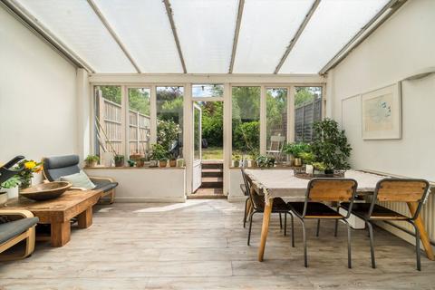 365 Alexandra Road, London, N10 2ET