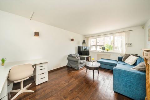 365 Alexandra Road, London, N10 2ET