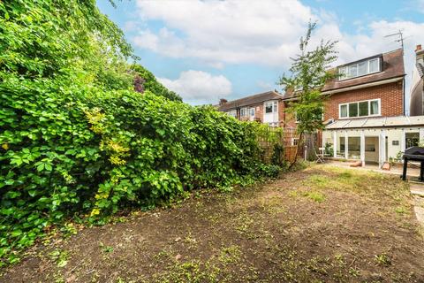 365 Alexandra Road, London, N10 2ET