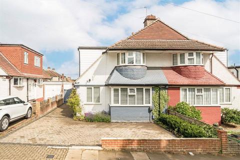 4 bedroom semi-detached house for sale, Broadlands Road, Bromley BR1