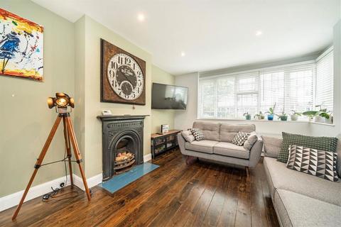 4 bedroom semi-detached house for sale, Broadlands Road, Bromley BR1