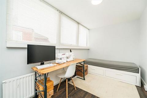 9 Broadlands Road, Bromley, BR1 5DE