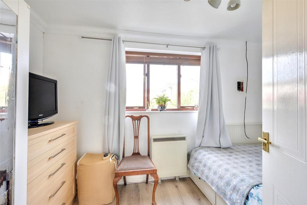Bedroom 2 2.jpeg