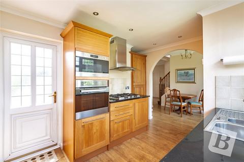 25 Acacia Gardens, Upminster, RM14 1HT