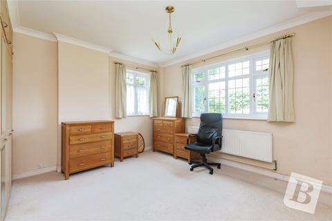 25 Acacia Gardens, Upminster, RM14 1HT