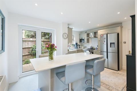 4 bedroom detached house for sale, Ripley Way, Epsom