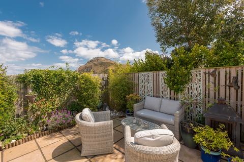18 Farquharson Rest, North Berwick, EH39 5FJ