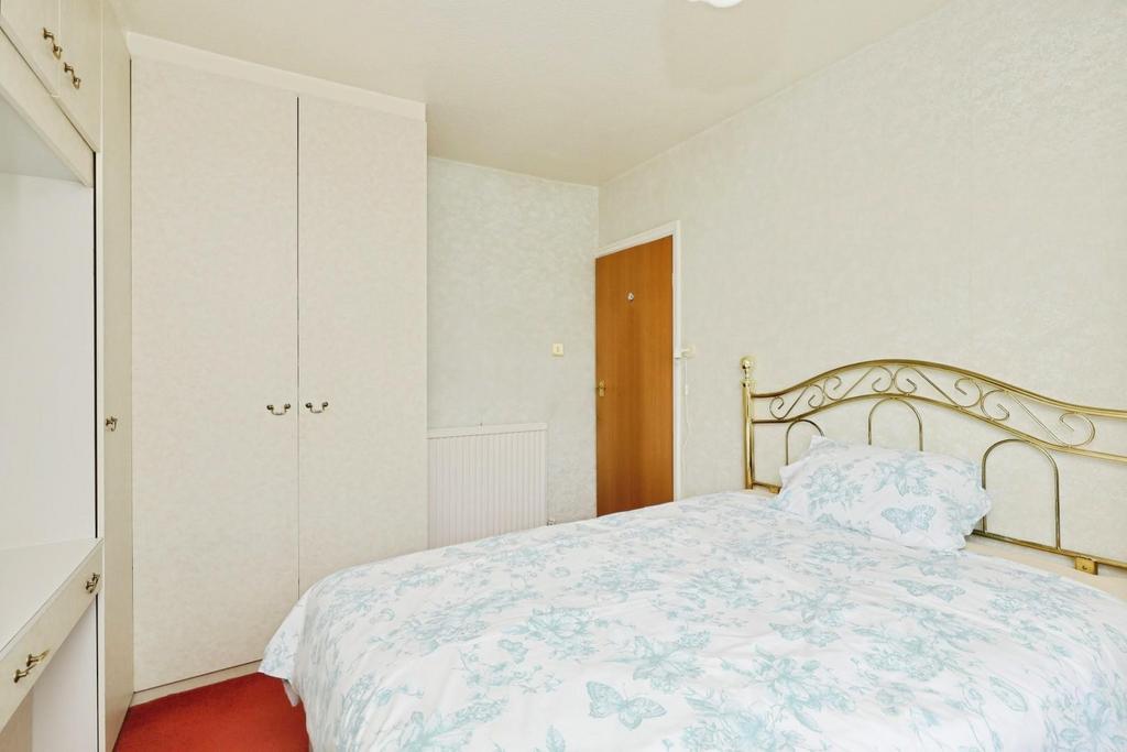 Bedroom no.1