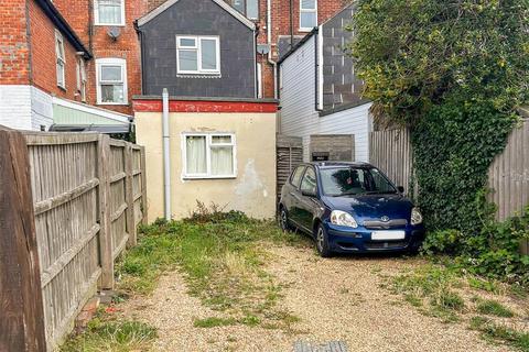 undefined, Carisbrooke Road, Newport, Isle of Wight