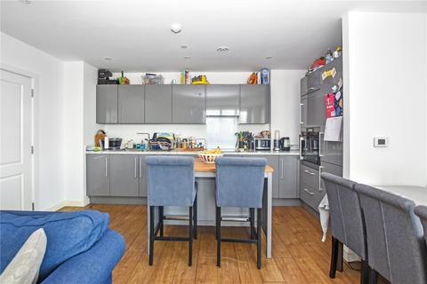 3 bedroom flat for sale, Regal Walk, Bexleyheath, DA6