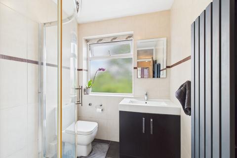 16 Torbay Road, Harrow, HA2 9QH