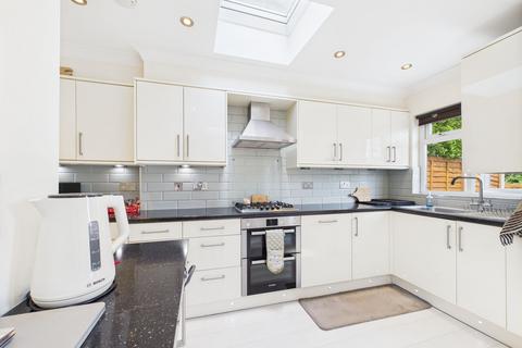 16 Torbay Road, Harrow, HA2 9QH
