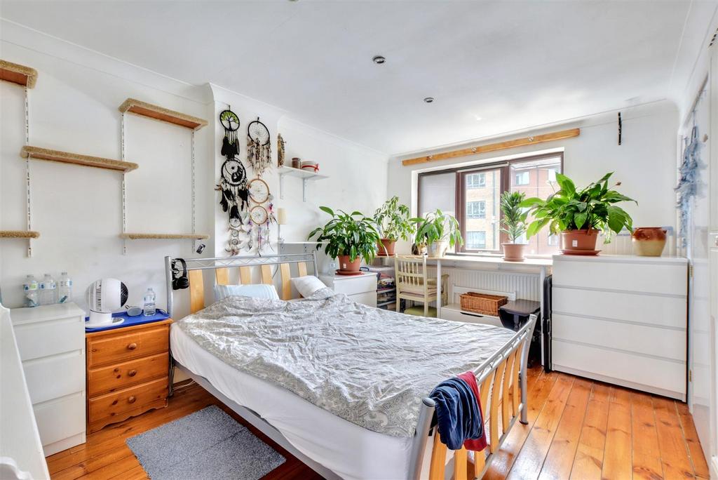 Bedroom One.jpeg