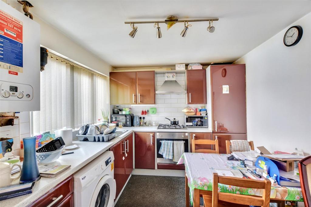 Kitchen 1.jpeg
